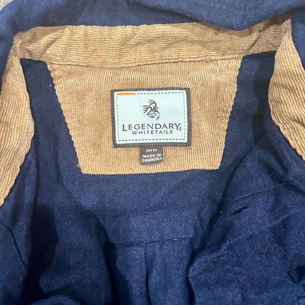 Legendary Whitetails flannel - Picture 2 of 2